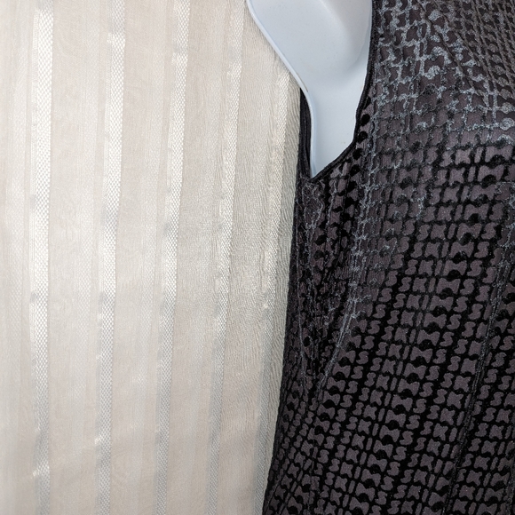 SKIMS Bodysuit NWT Velvety Burnout Logo size XL - Picture 12 of 17